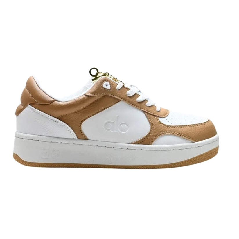 Alo Yoga Recovery Sneakers Beige