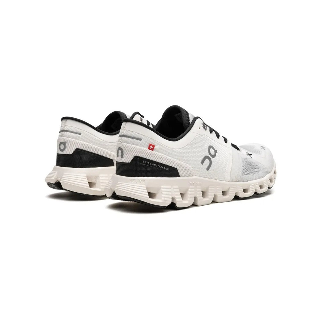 On Running Cloud X 3 Ivory Sneakers