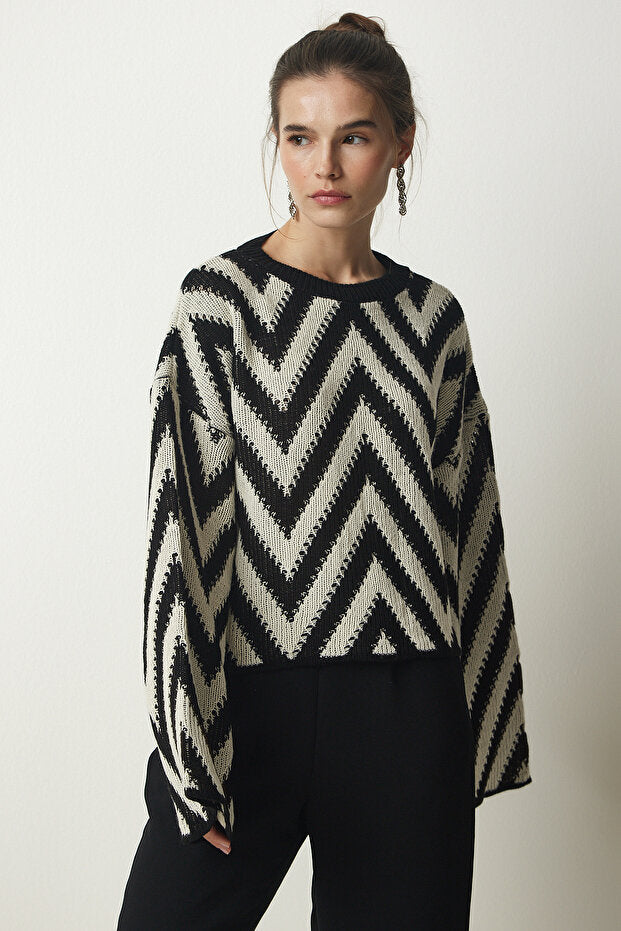 Women's Black Cream Plaid Jacket with Thick Spanish Sleeves