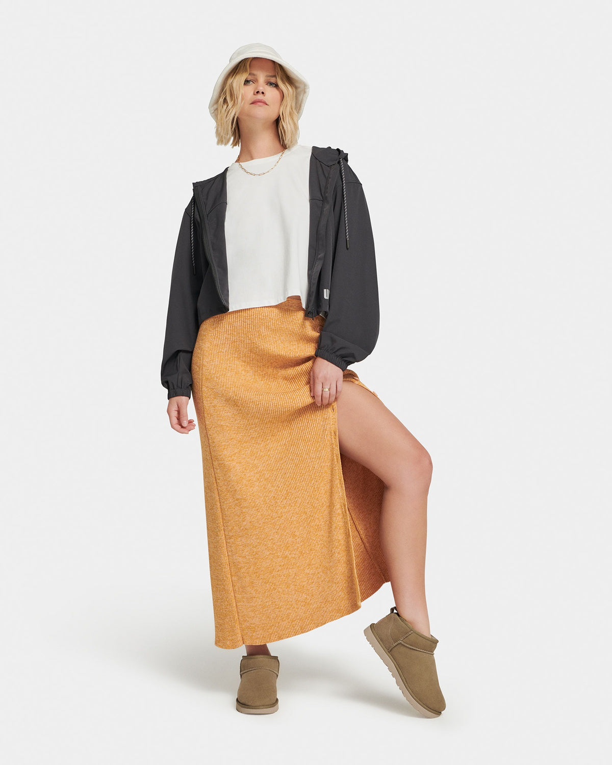 UGG Classic Ultra Mini Suede - All About Eg