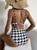 Swimwear Black & White - All About Eg