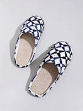 Geometric Graphic Bedroom Slippers - All About Eg